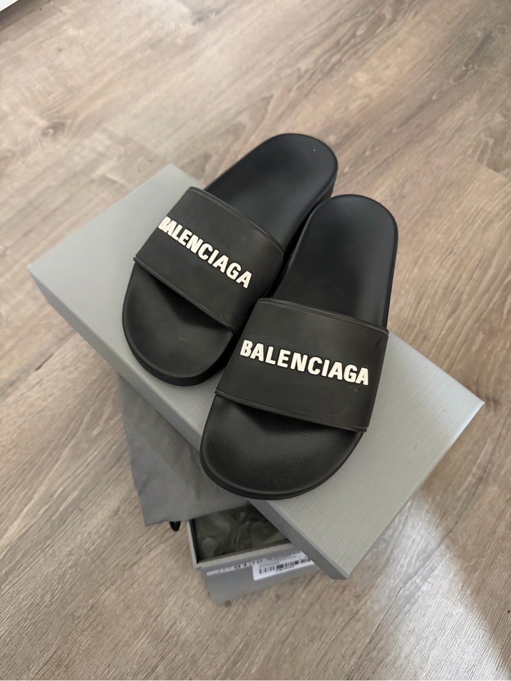 Balenciaga Pool Slide